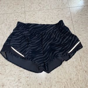 Lululemon hotty hot shorts